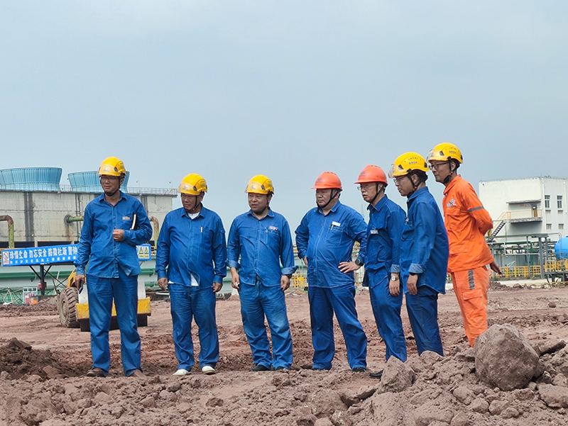 箱涵基坑全線貫通！傅利才、陳懋金蒞臨現(xiàn)場指導(dǎo)(圖1)