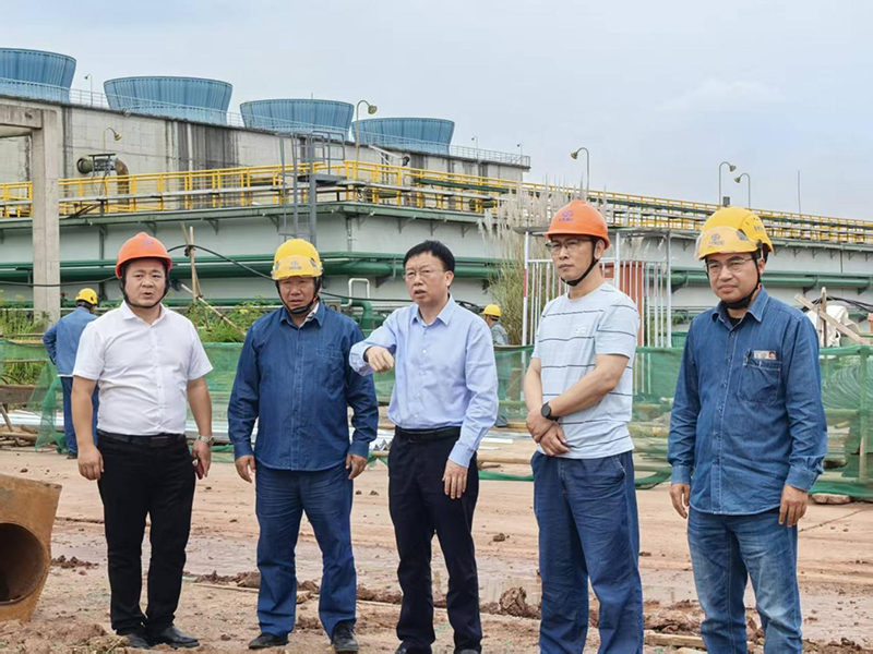 傅利才、郭春建到化工園區(qū)項目現(xiàn)場開展節(jié)前安全檢查(圖2)